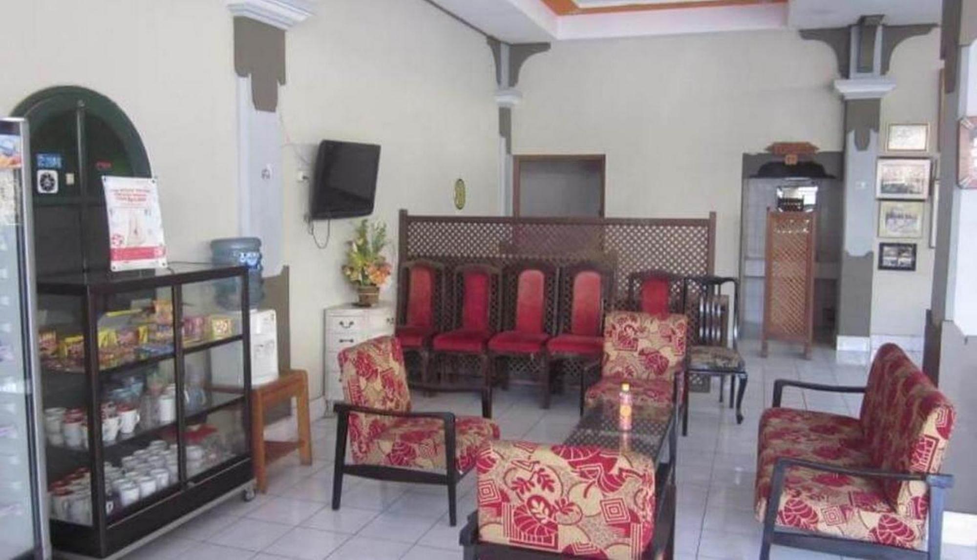 Pulau Bali Hotel Denpasar Redpartner Eksteriør bilde
